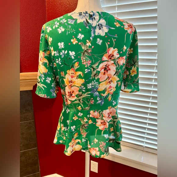 Loft floral blouse with peplum - Picture 5 of 11